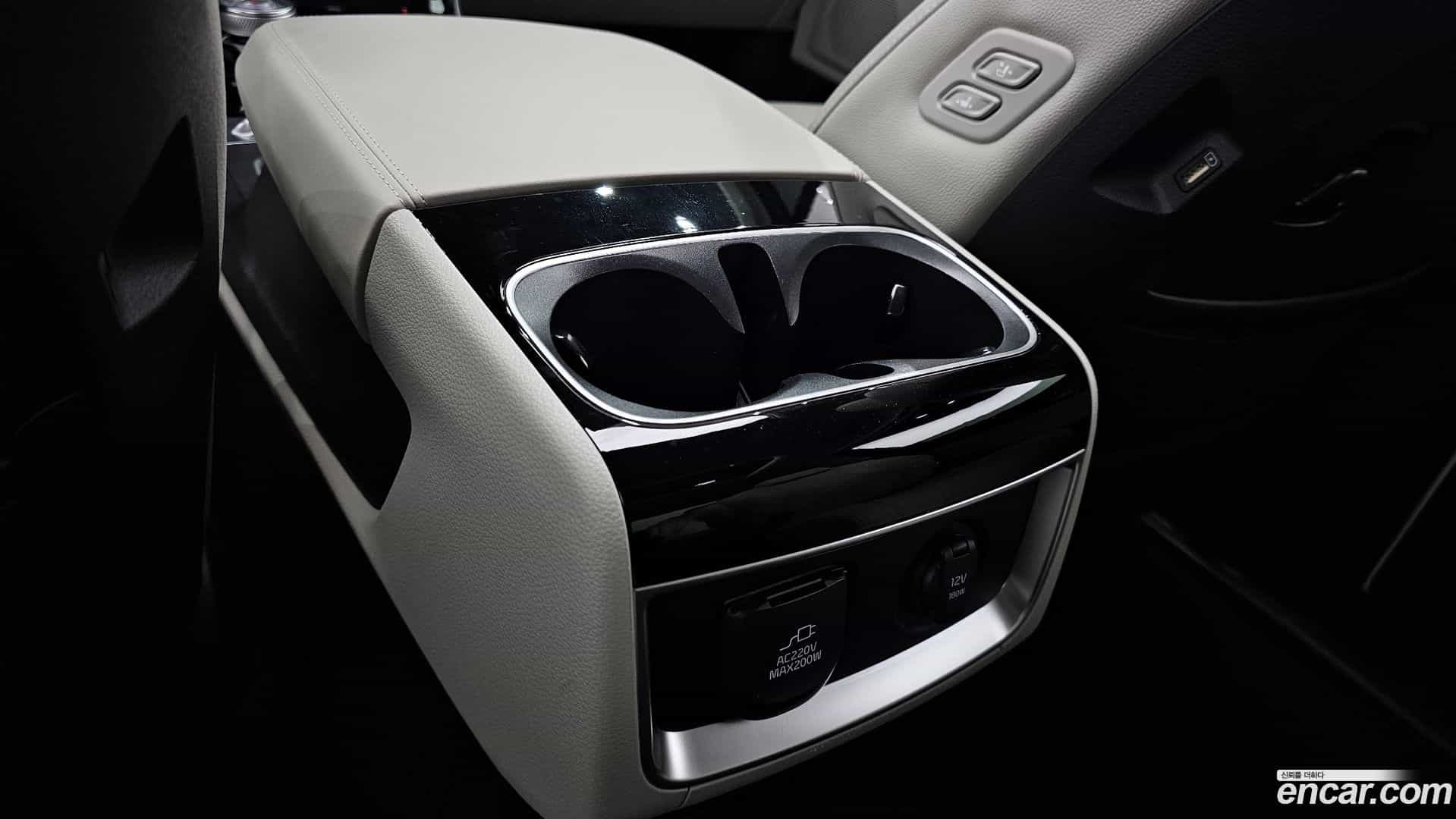 Canival Kia 2022.6-OPTION-021