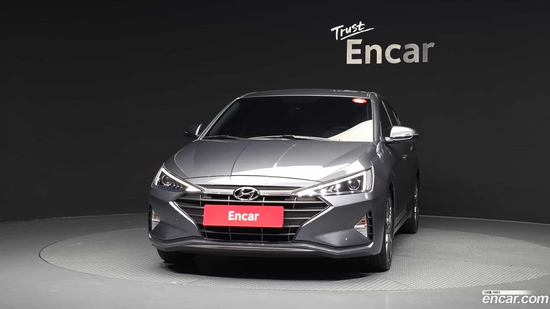 AVANTE Hyundai 2018.9-OUTER-003