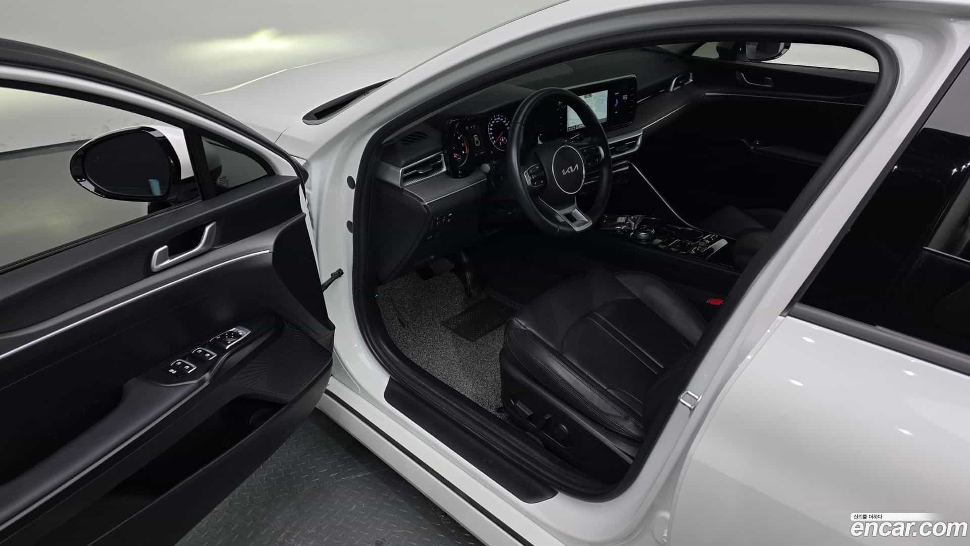 K5 Kia 2023.3-INNER-010