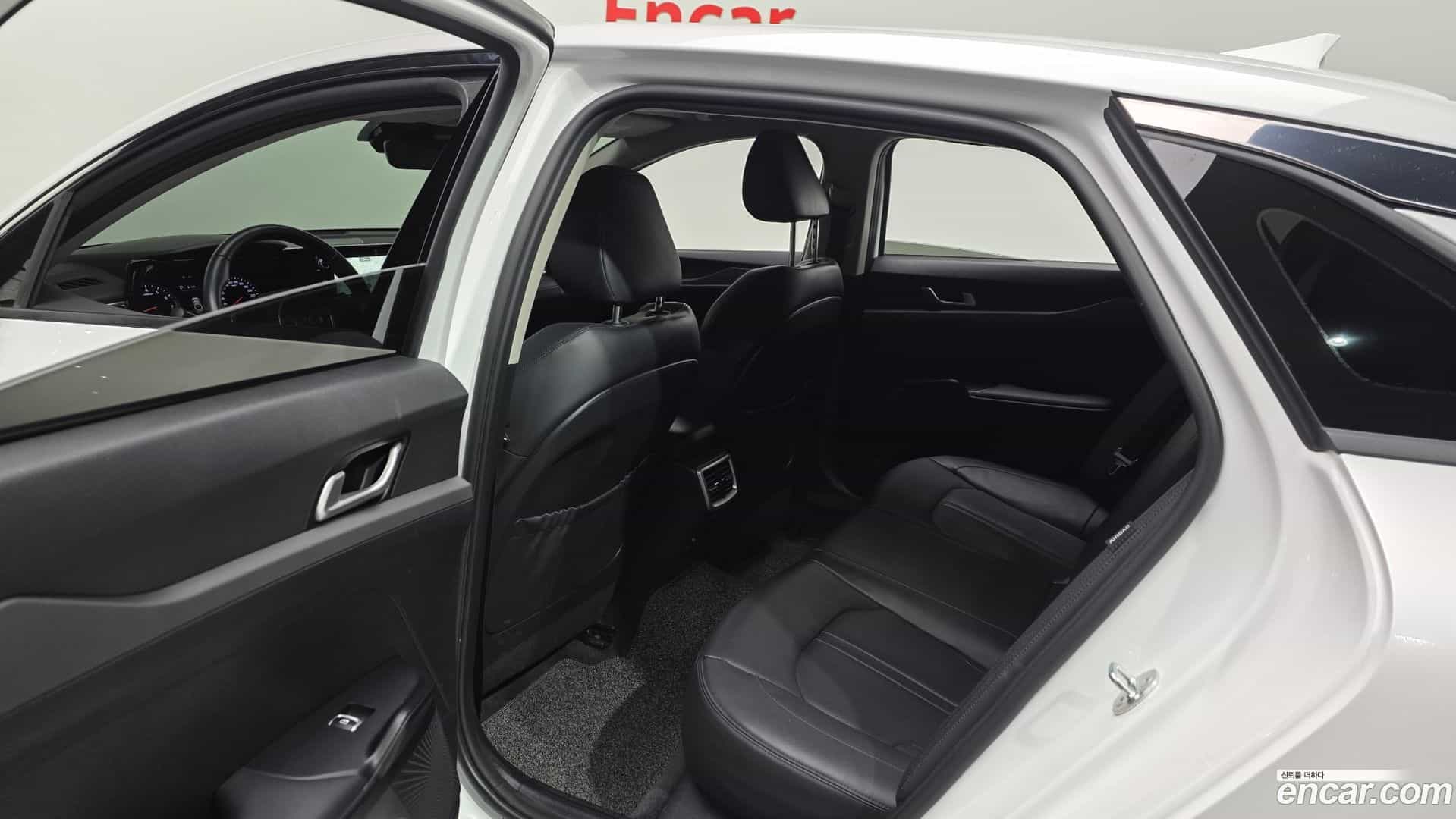 K5 Kia 2023.3-OPTION-016