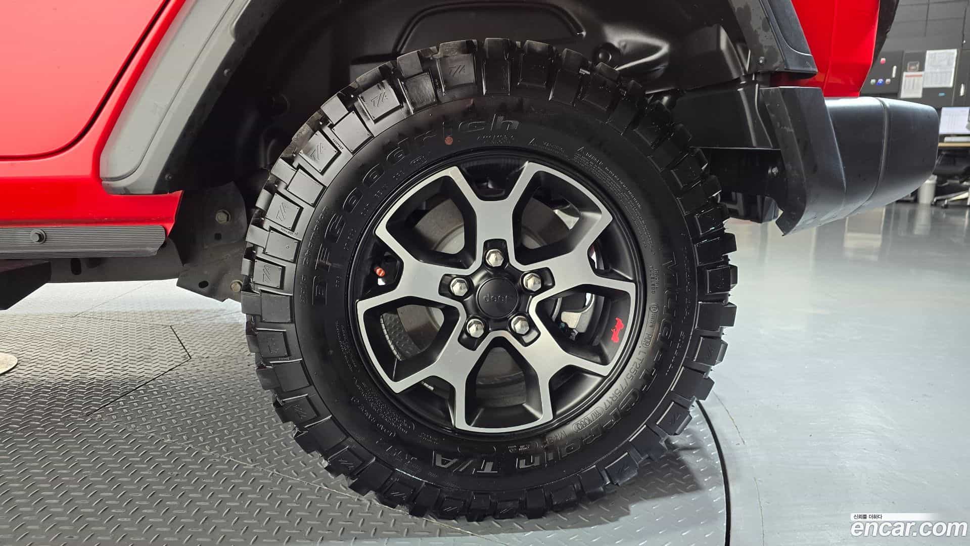 Wrangler Jeep 2023.6-OUTER-031