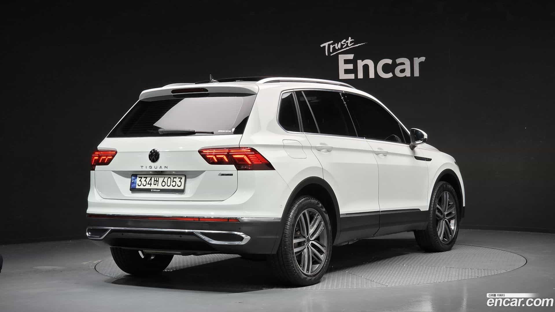Tiguan Volkswagen 2023.10-OUTER-002