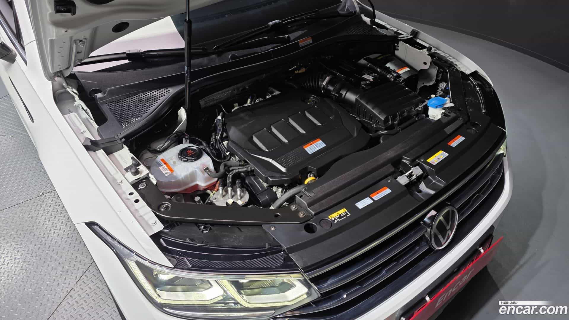 Tiguan Volkswagen 2023.10-OUTER-006