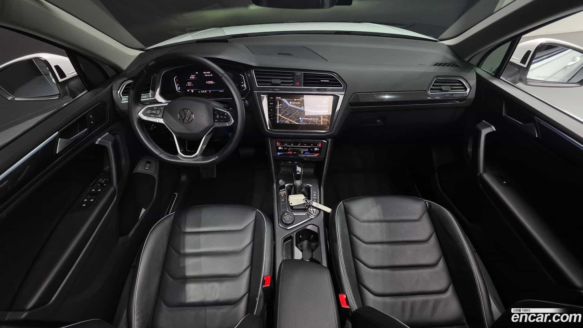 Tiguan Volkswagen 2023.10-INNER-007