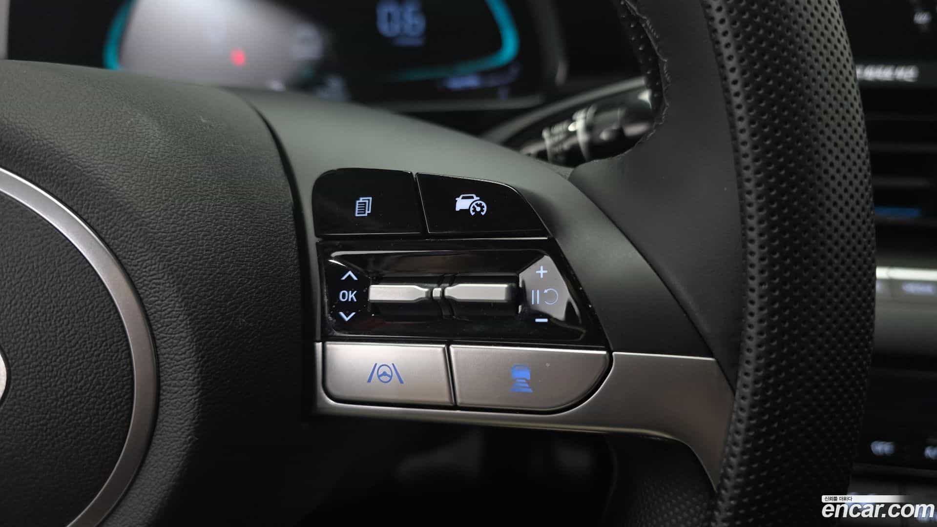 AVANTE Hyundai 2023.6-OPTION-018