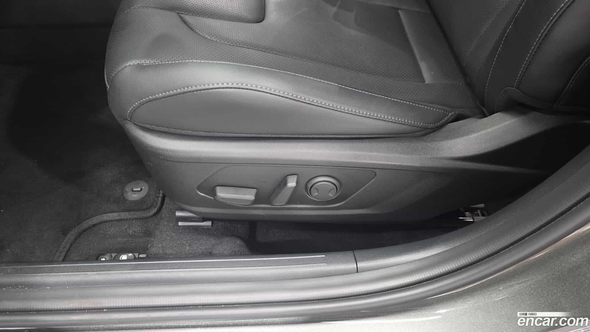 AVANTE Hyundai 2023.6-OPTION-043