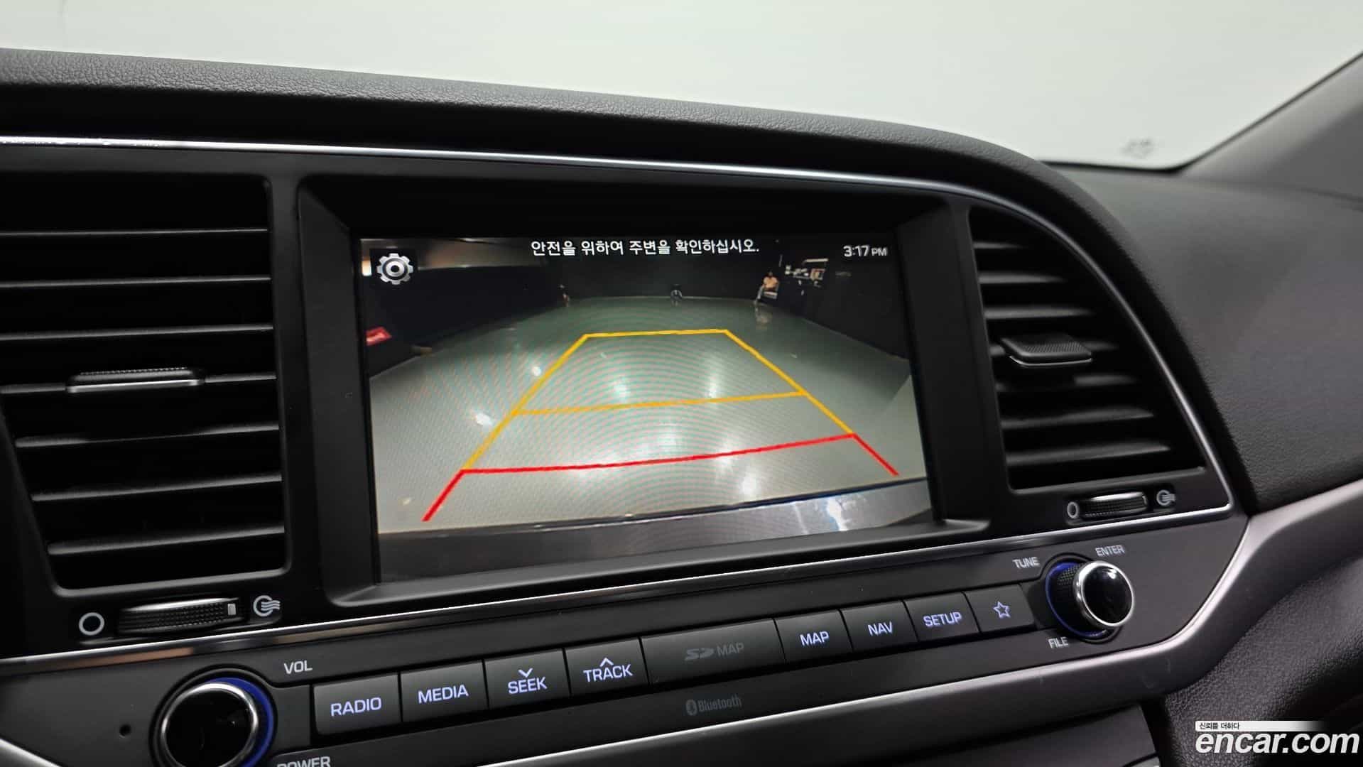 AVANTE Hyundai 2017.7-OPTION-022