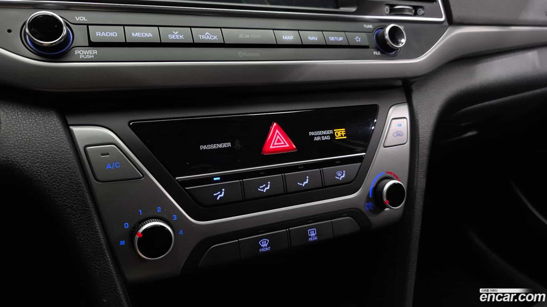 AVANTE Hyundai 2017.7-OPTION-023