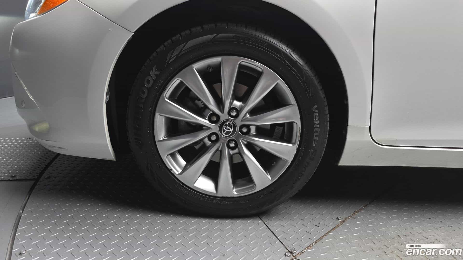 Camry Toyota 2017.3-OUTER-005