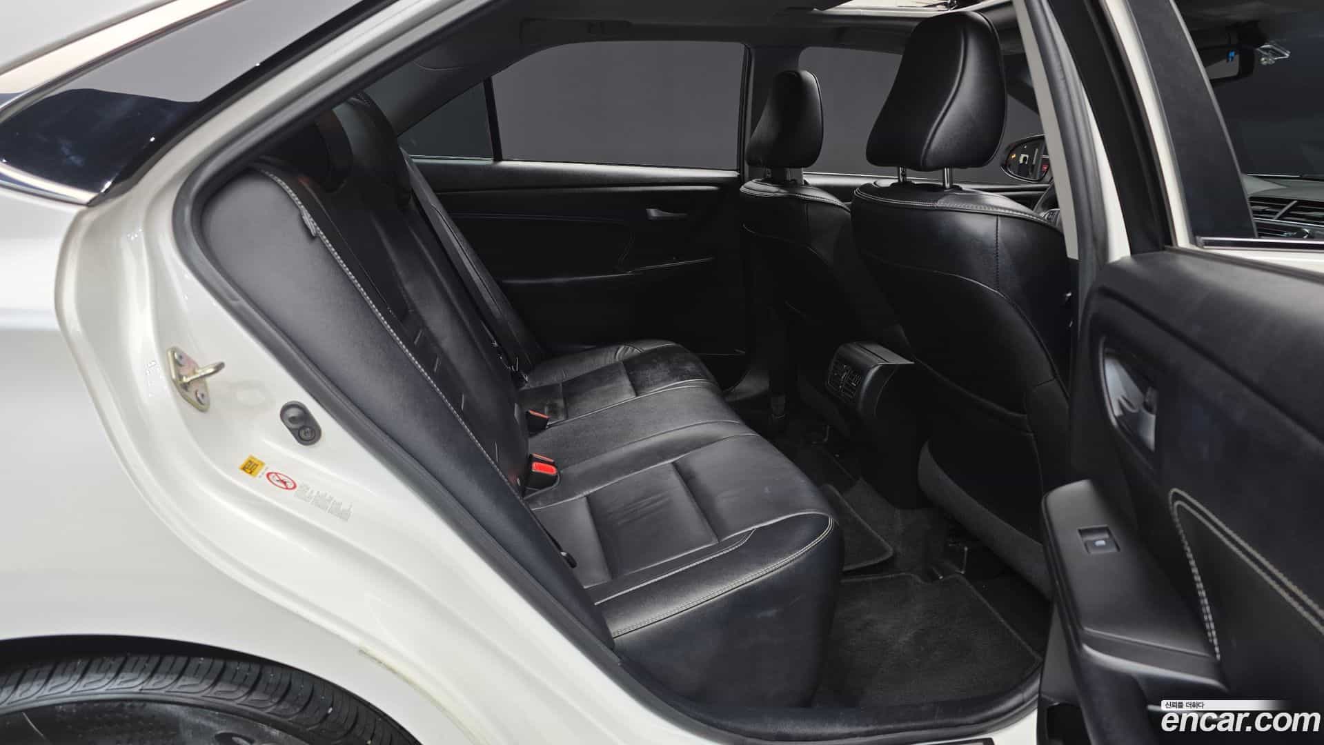 Camry Toyota 2017.3-OPTION-015