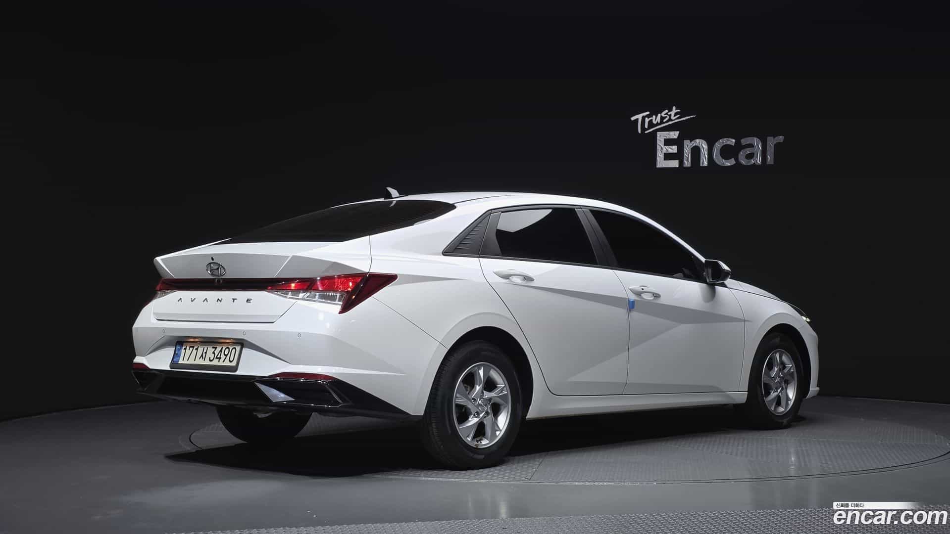 AVANTE Hyundai 2021.0-OUTER-002