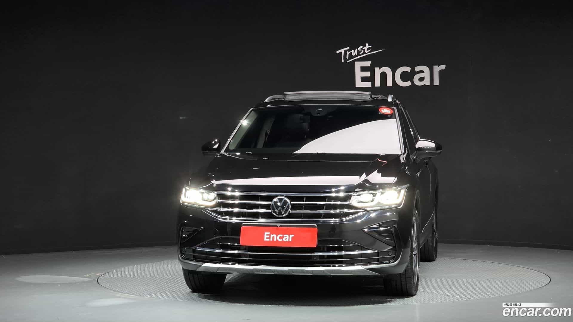 Tiguan Volkswagen 2022.0-OUTER-003