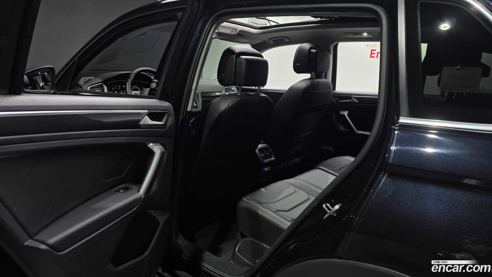 Tiguan Volkswagen 2022.0-OPTION-015