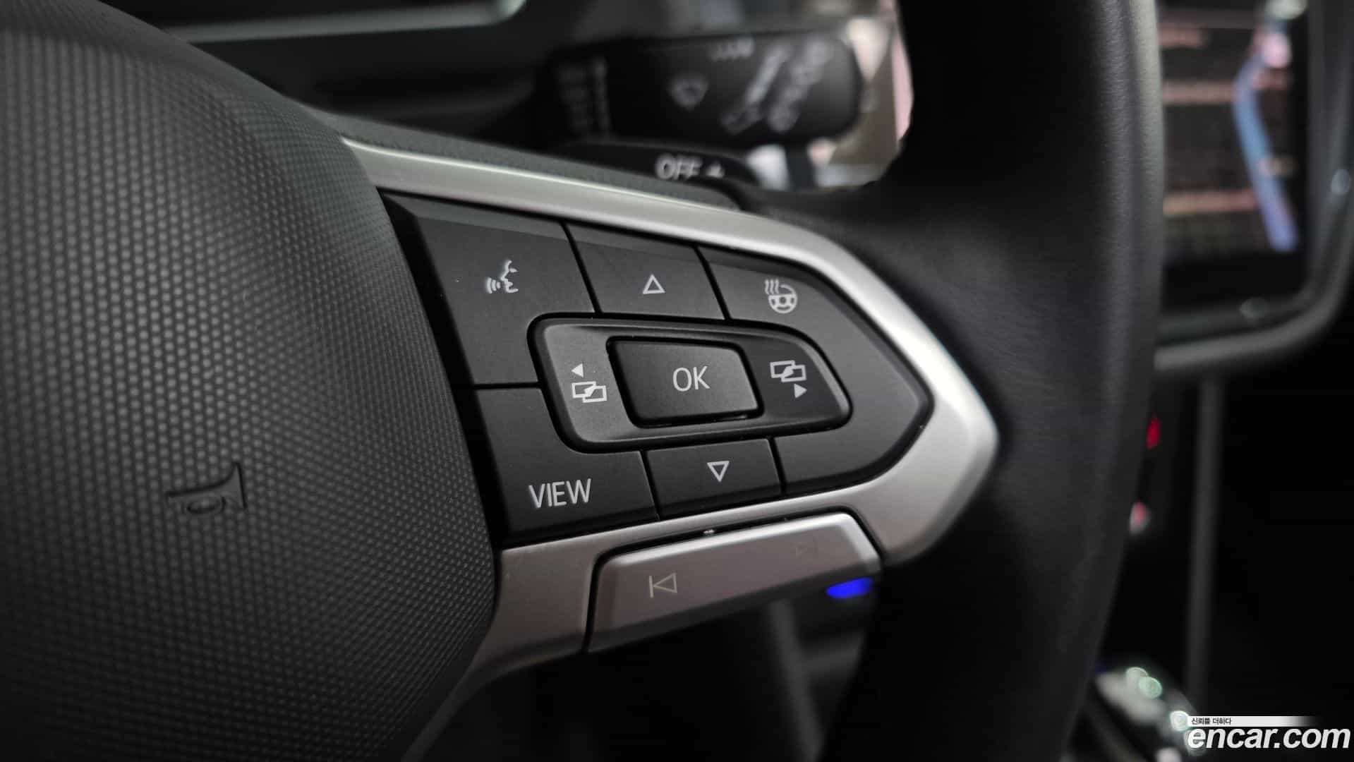 Tiguan Volkswagen 2022.0-OPTION-018