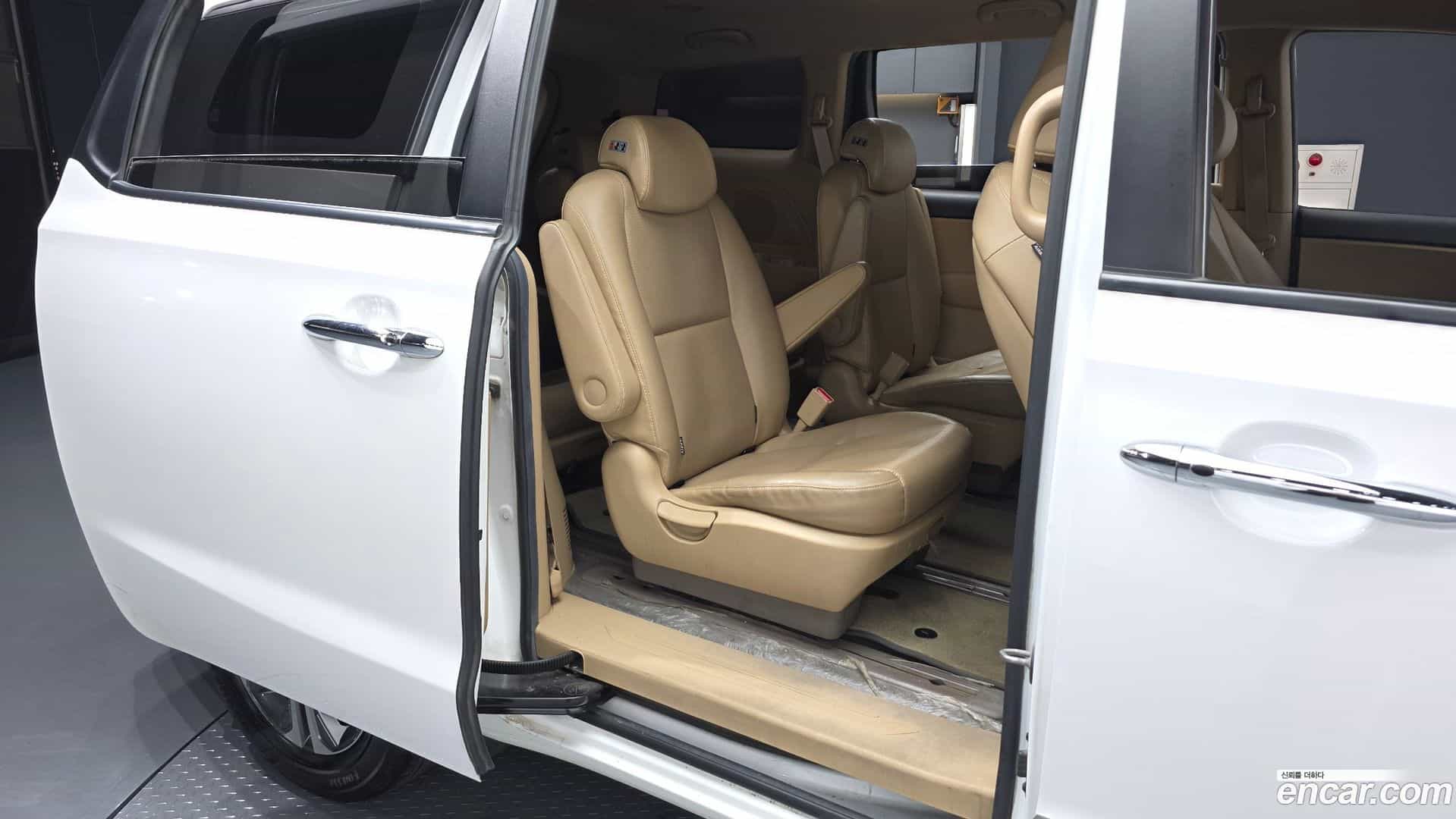 Canival Kia 2020.3-OPTION-016