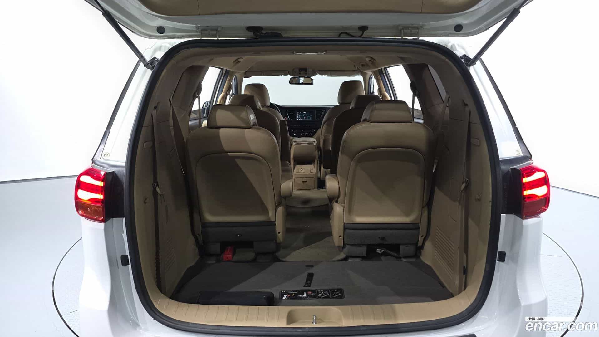 Canival Kia 2020.3-OPTION-024