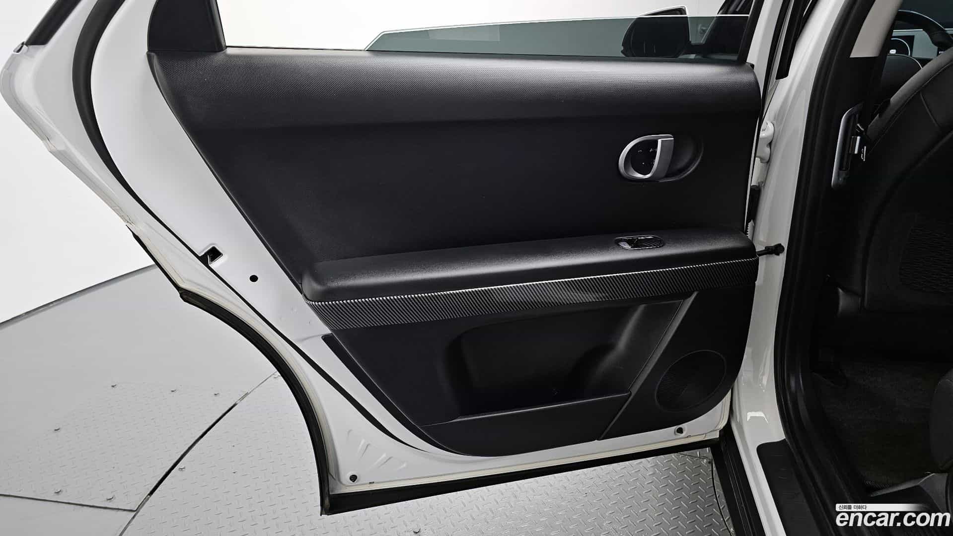 Ioniq5 Hyundai 2024.2-INNER-035