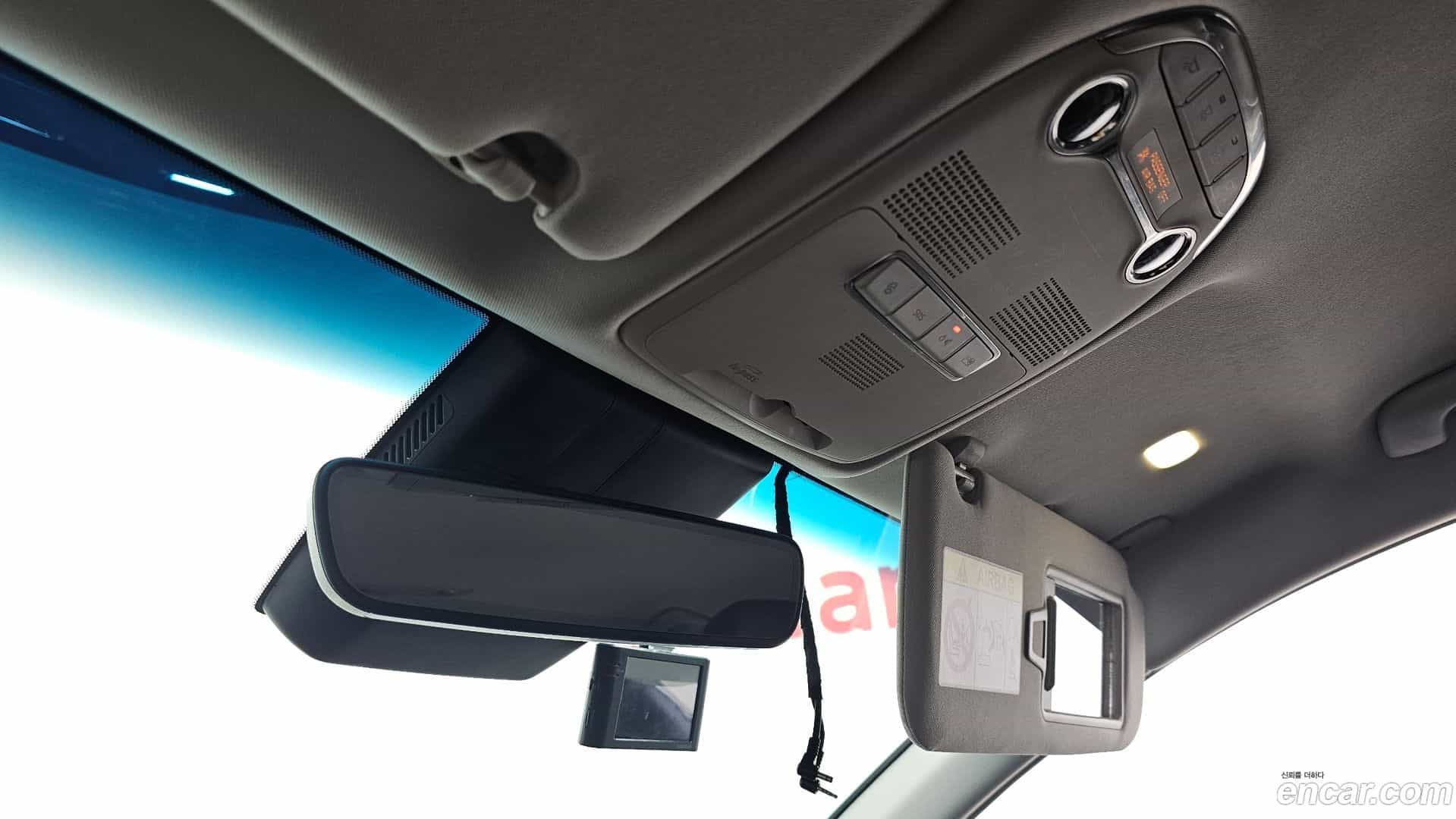 Grandeur Hyundai 2021.4-OPTION-024