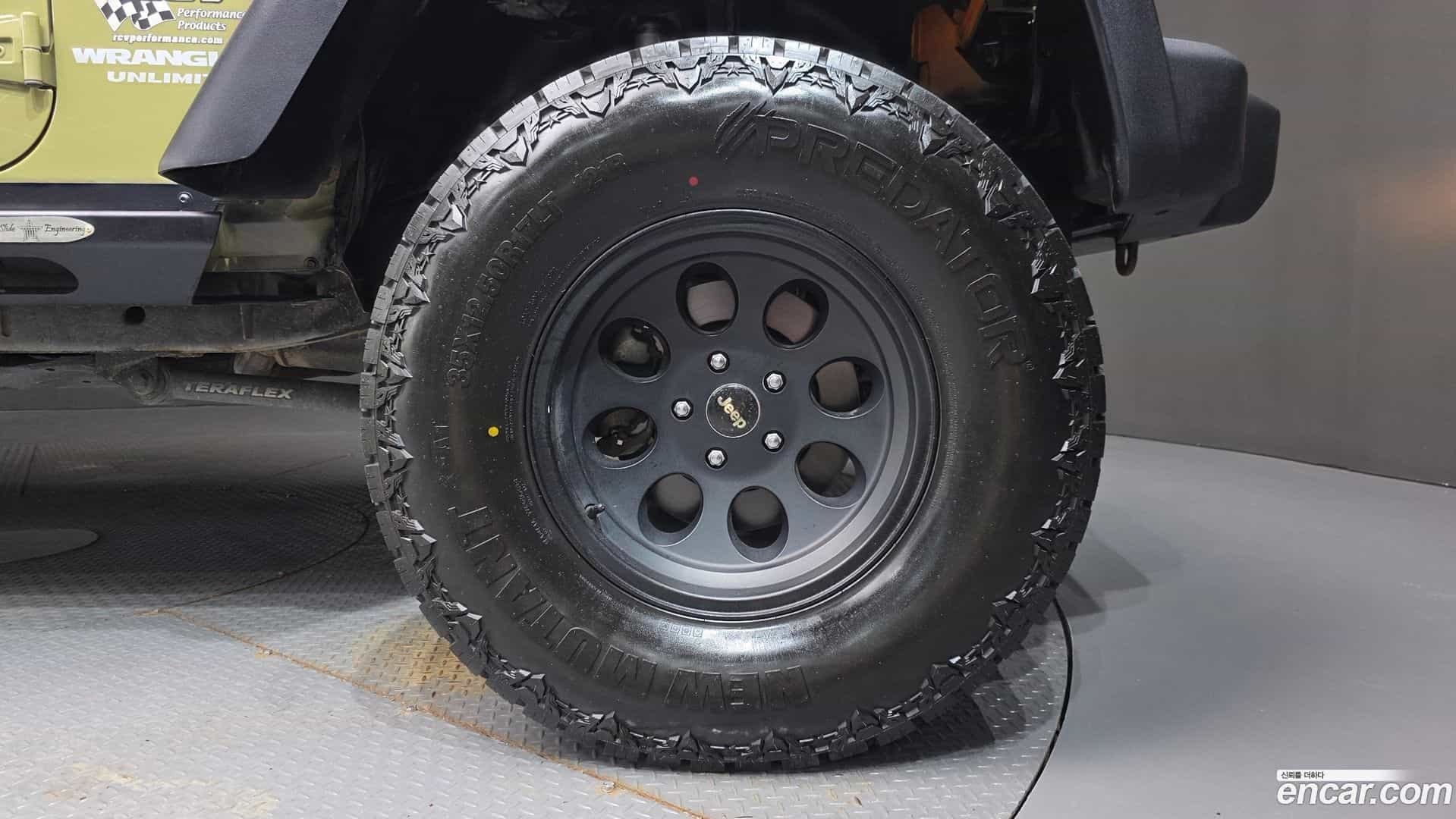 Wrangler Jeep 2013.0-OUTER-005