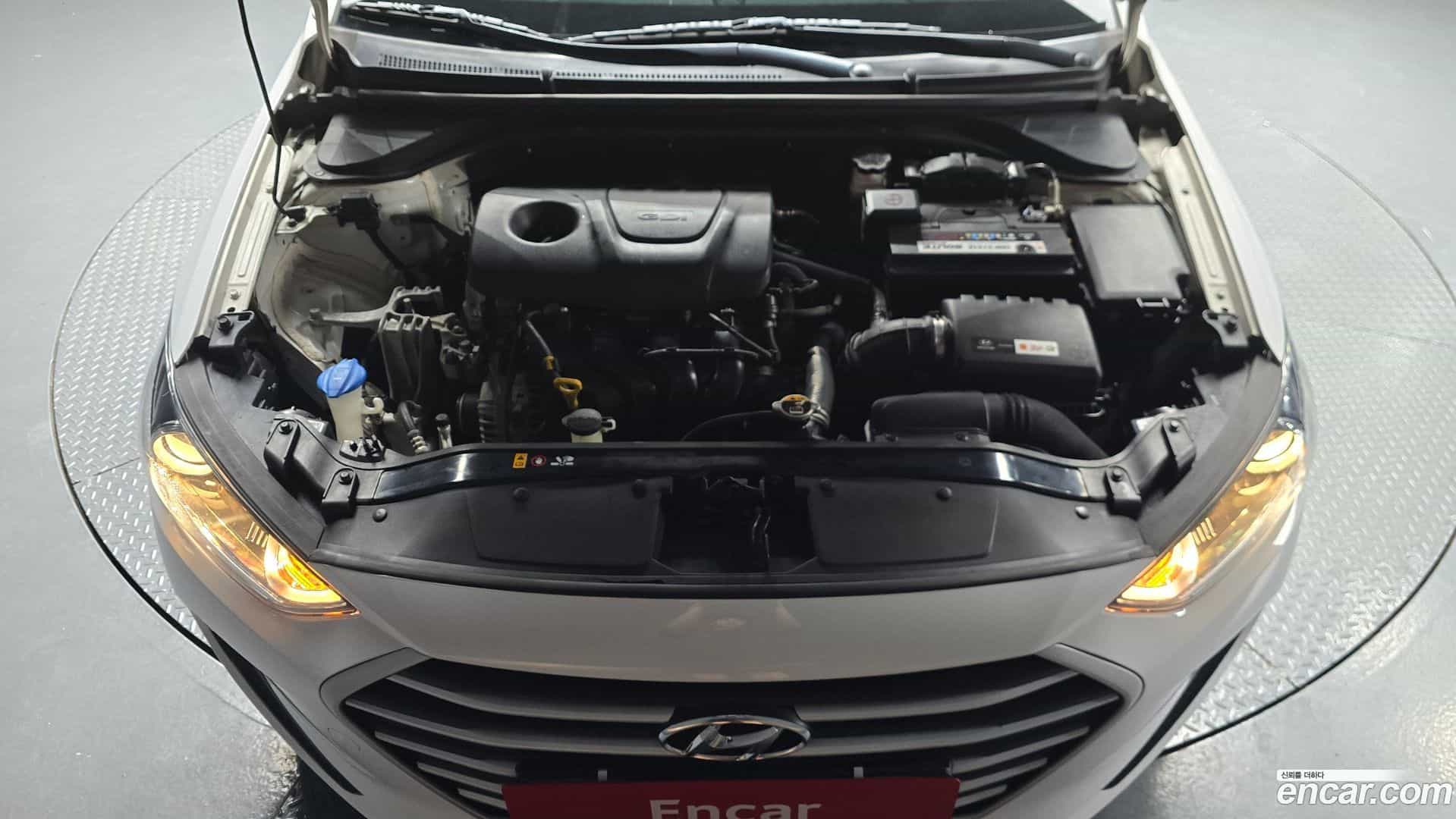 AVANTE Hyundai 2018.7-OUTER-006