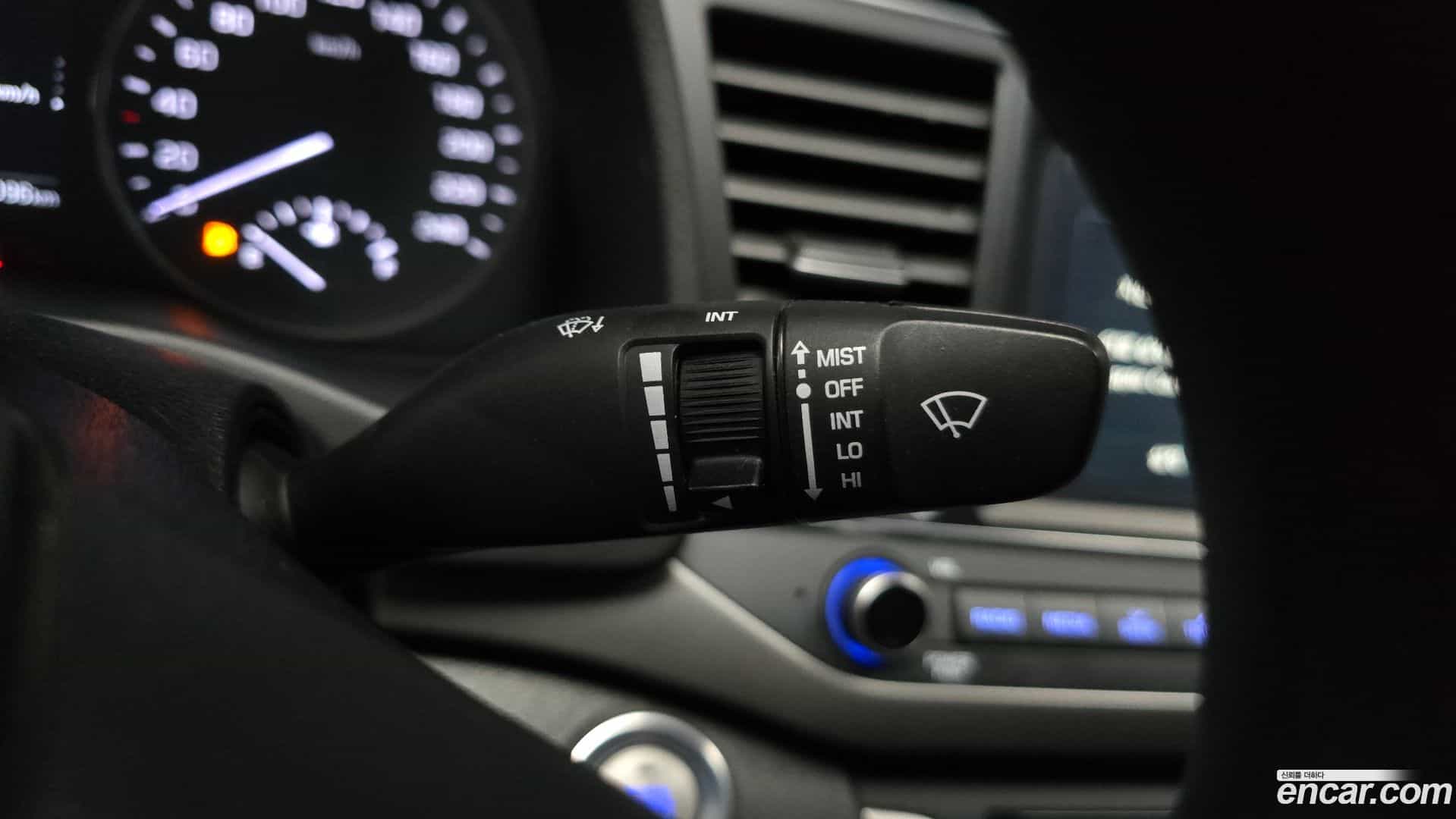 AVANTE Hyundai 2018.7-OPTION-040