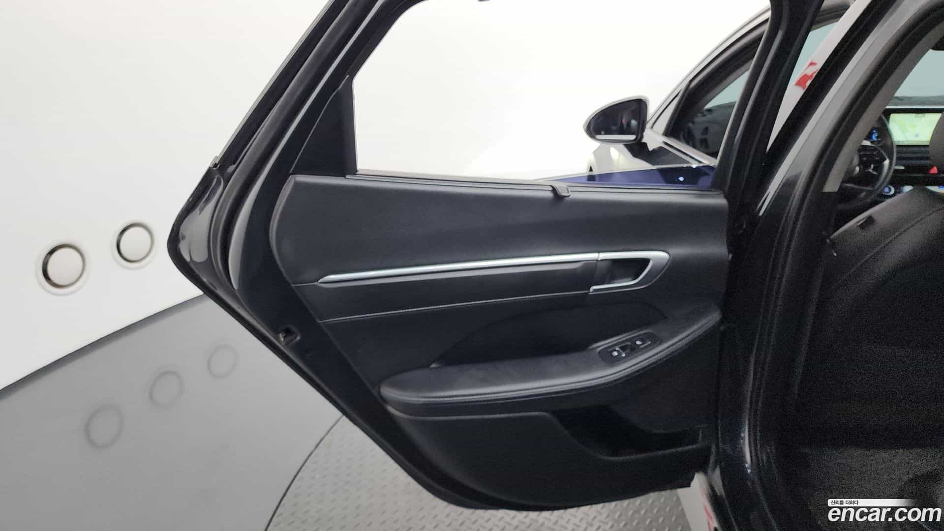 Sonata Hyundai 2022.2-INNER-035