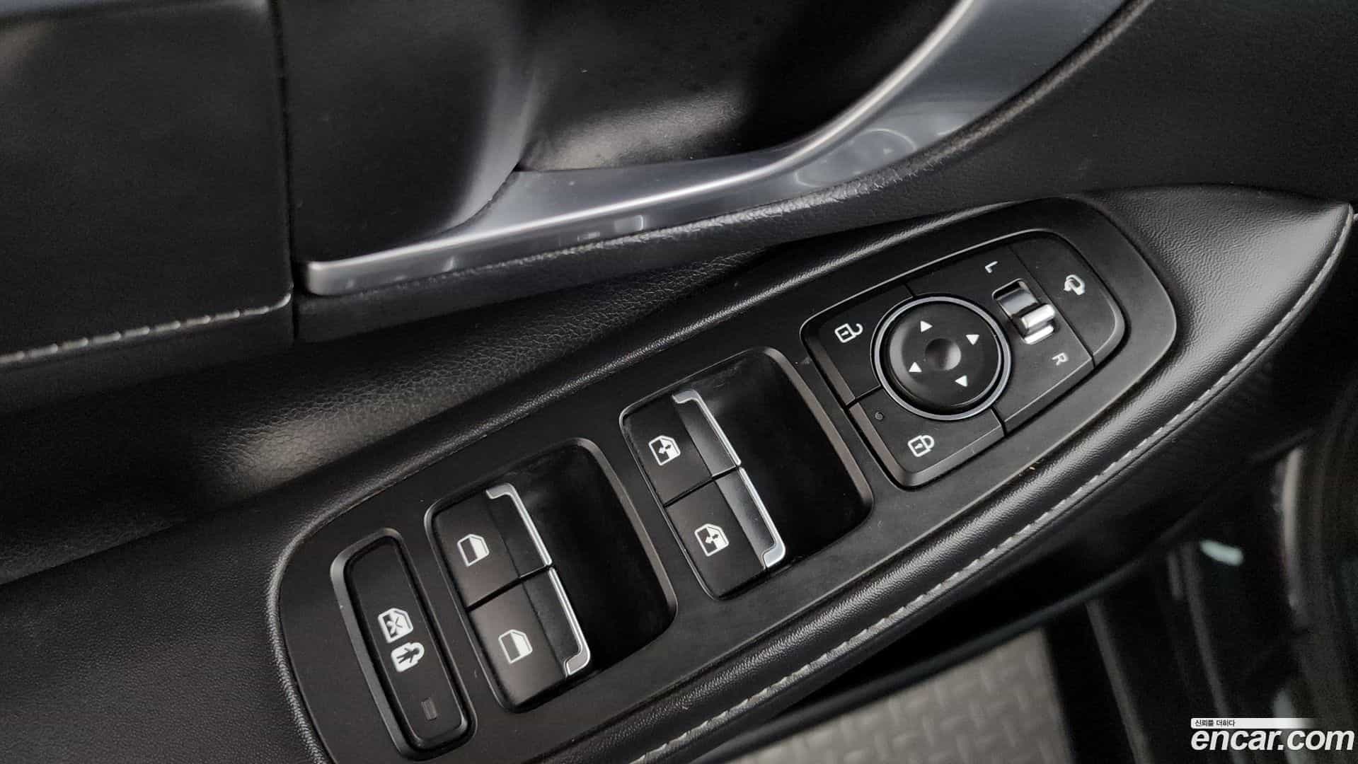 Sonata Hyundai 2022.2-OPTION-041