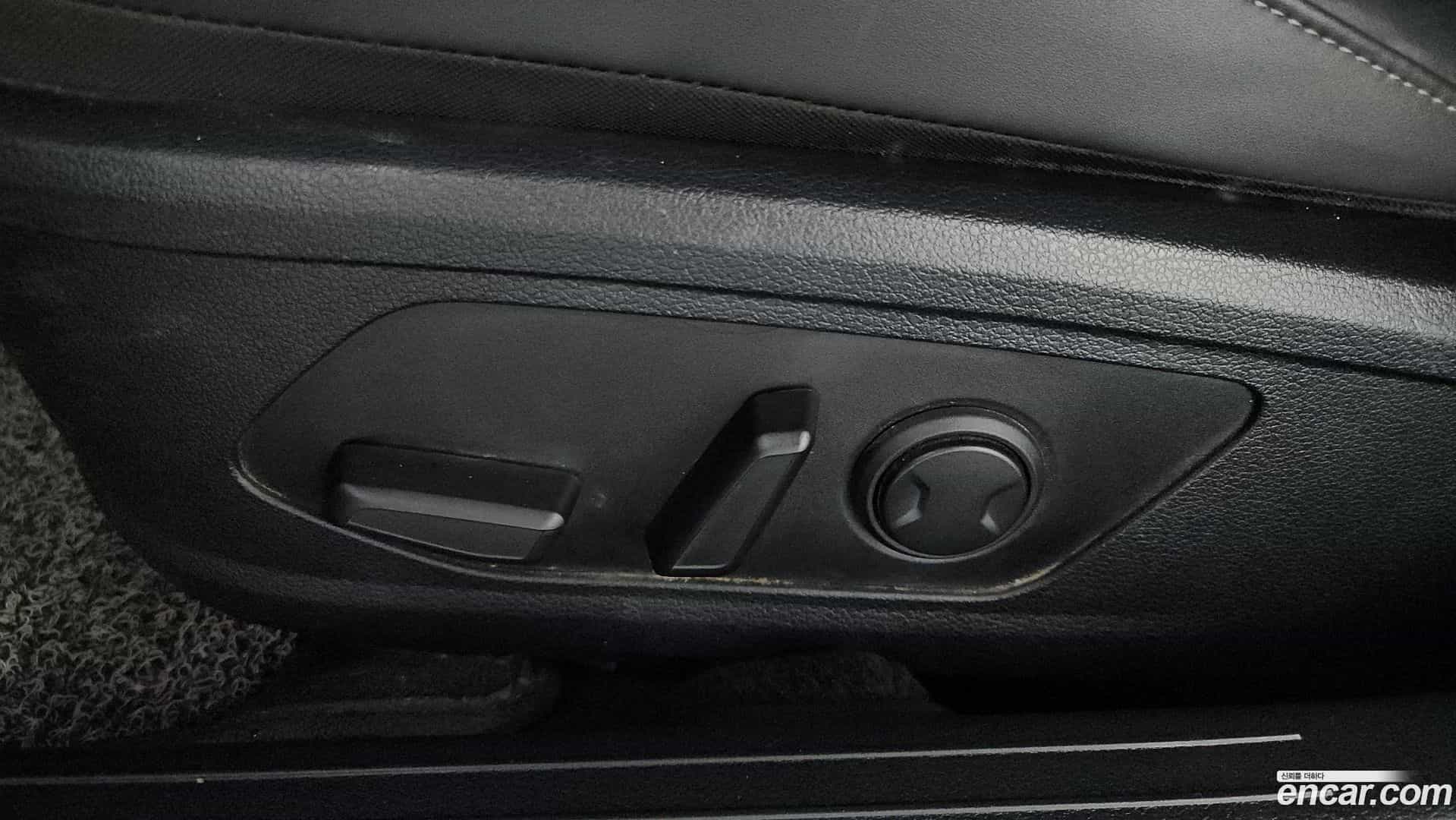 Sonata Hyundai 2022.2-OPTION-045