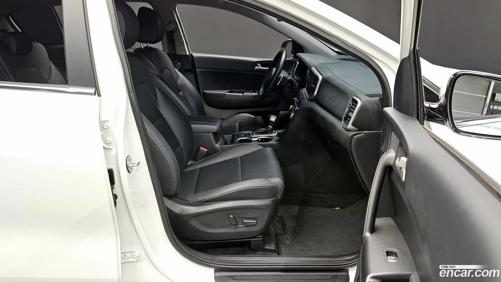 Sportage Kia 2021.4-INNER-036
