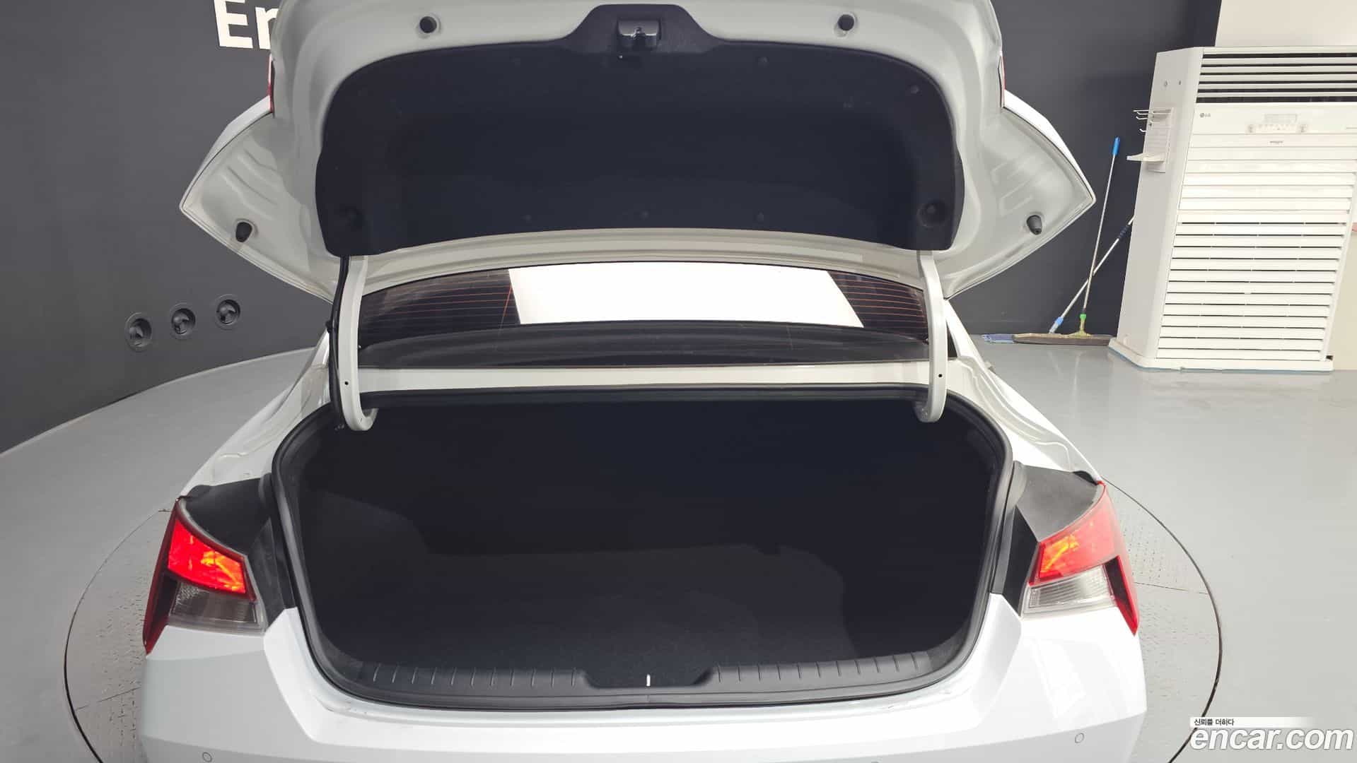 AVANTE Hyundai 2021.7-OPTION-024