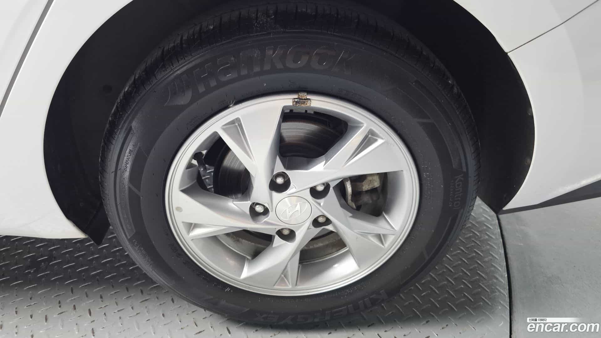 AVANTE Hyundai 2021.7-OUTER-031