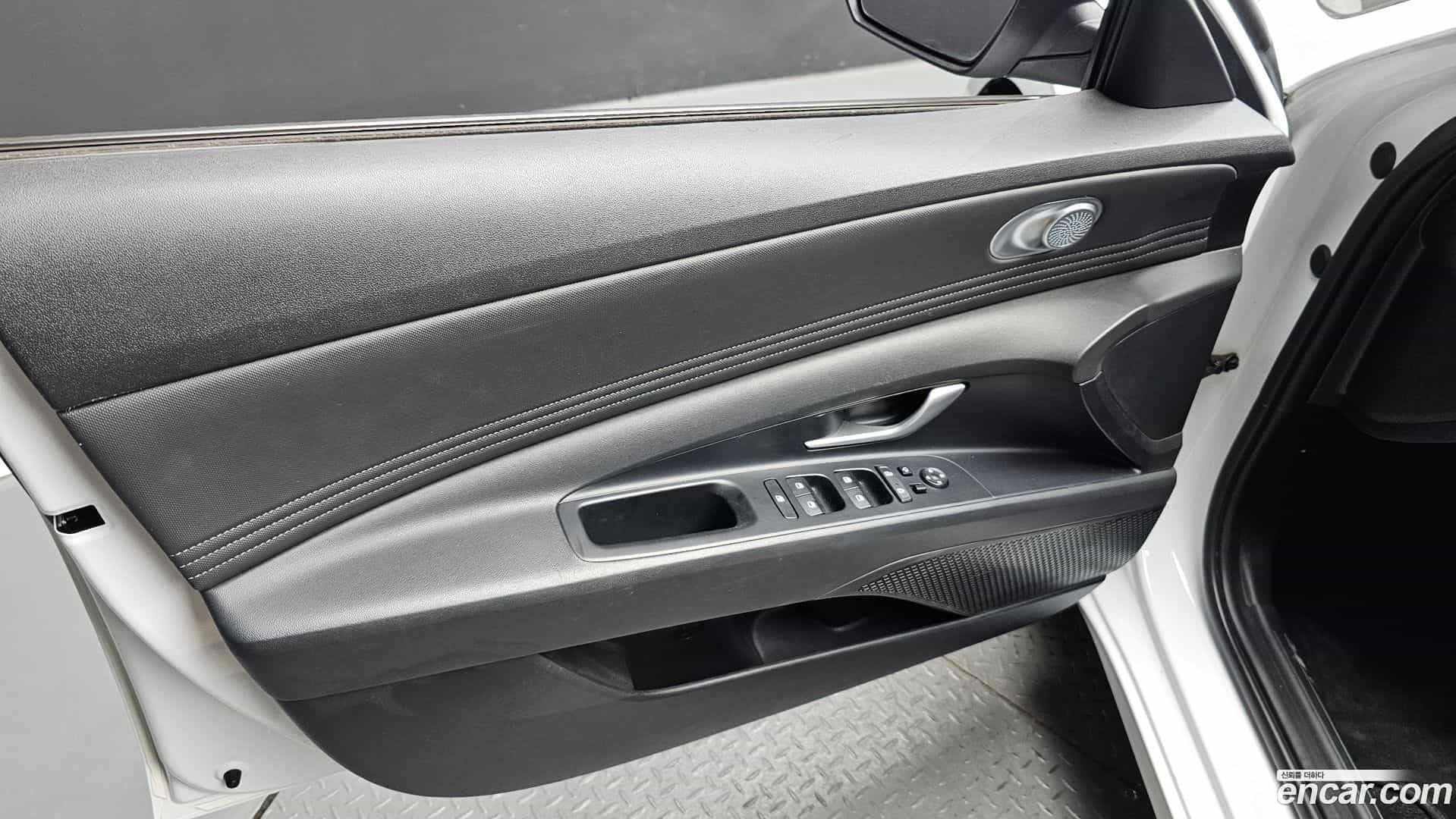 AVANTE Hyundai 2021.7-INNER-034