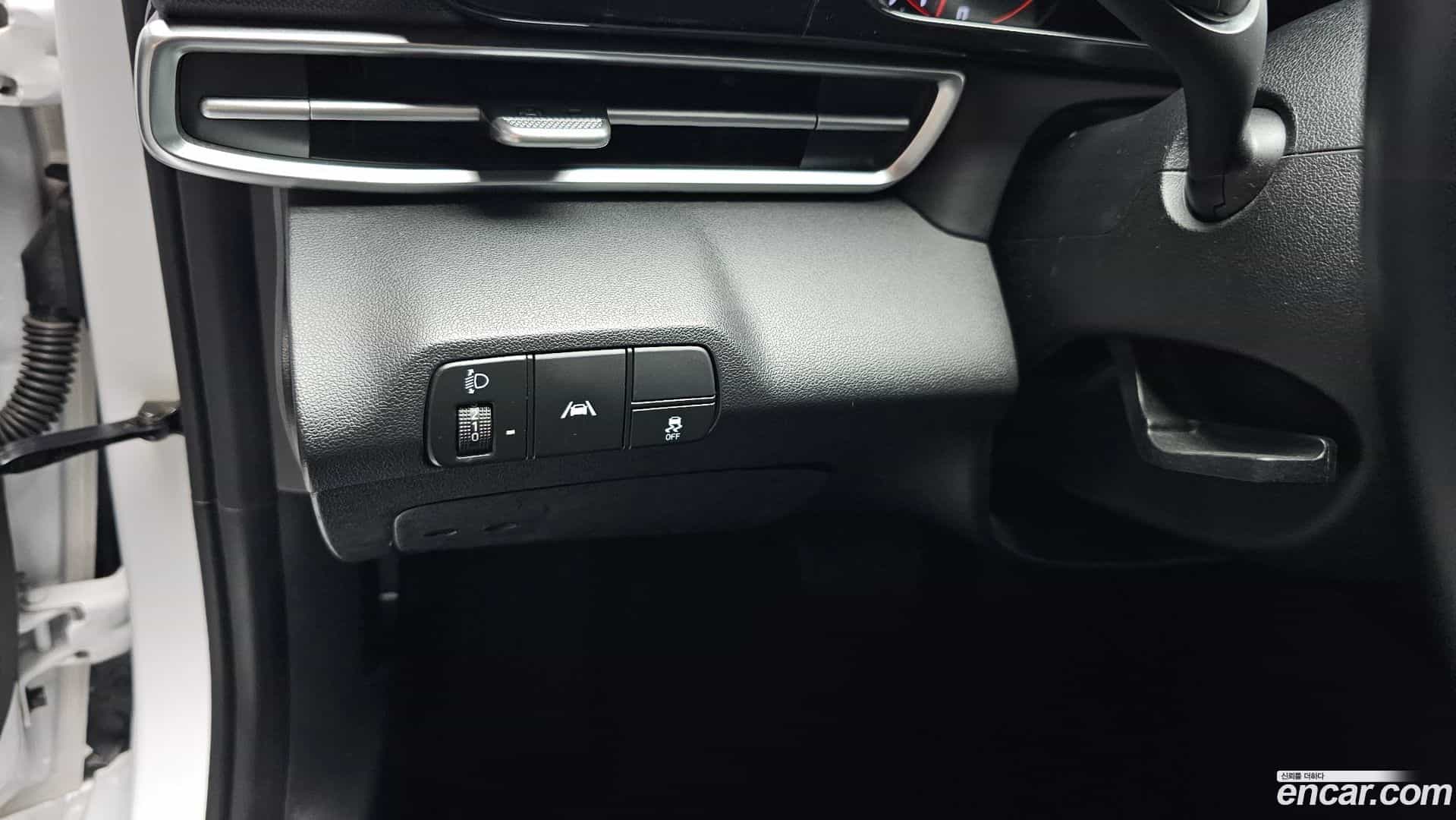 AVANTE Hyundai 2021.7-OPTION-042