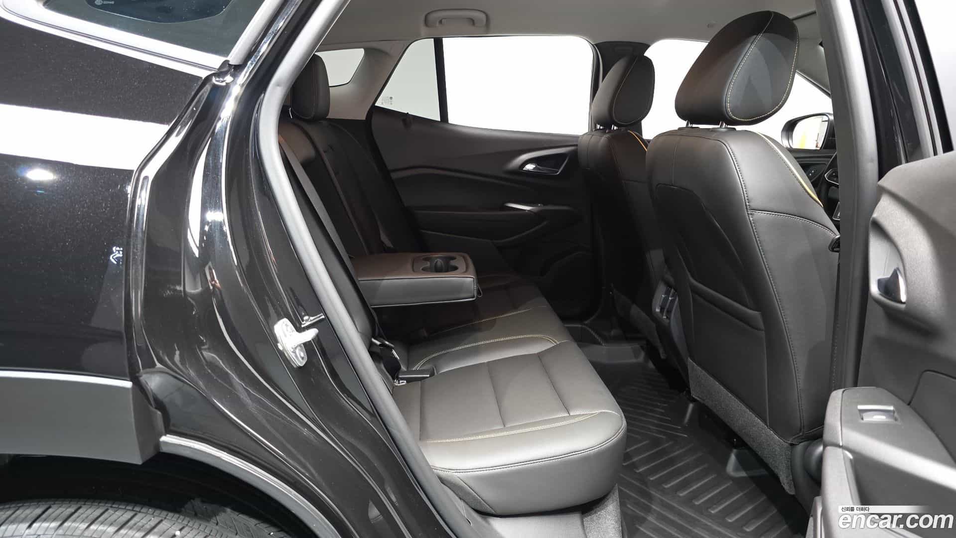 Trax Chevrolet 2024.8-OPTION-015