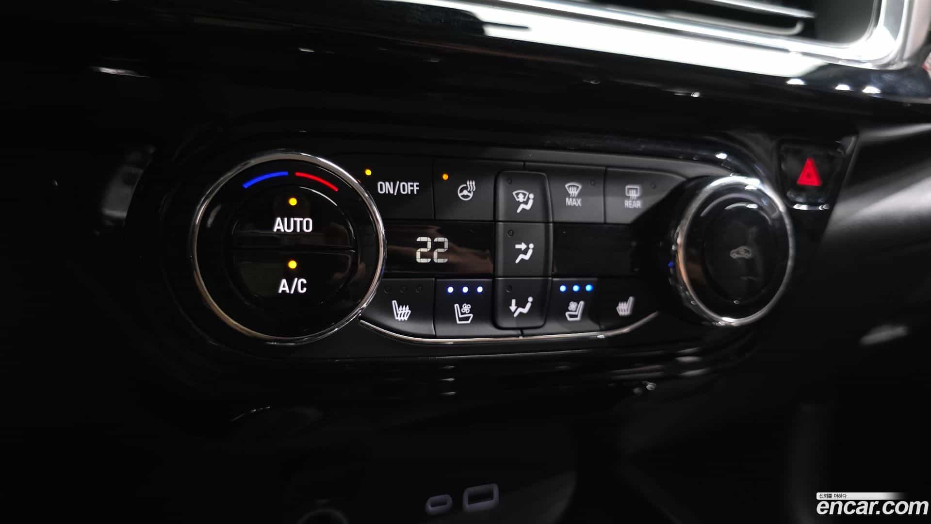 Trax Chevrolet 2024.8-OPTION-020
