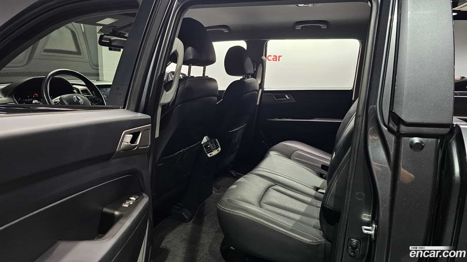 Rexton KG Mobility 2018.3-OPTION-015