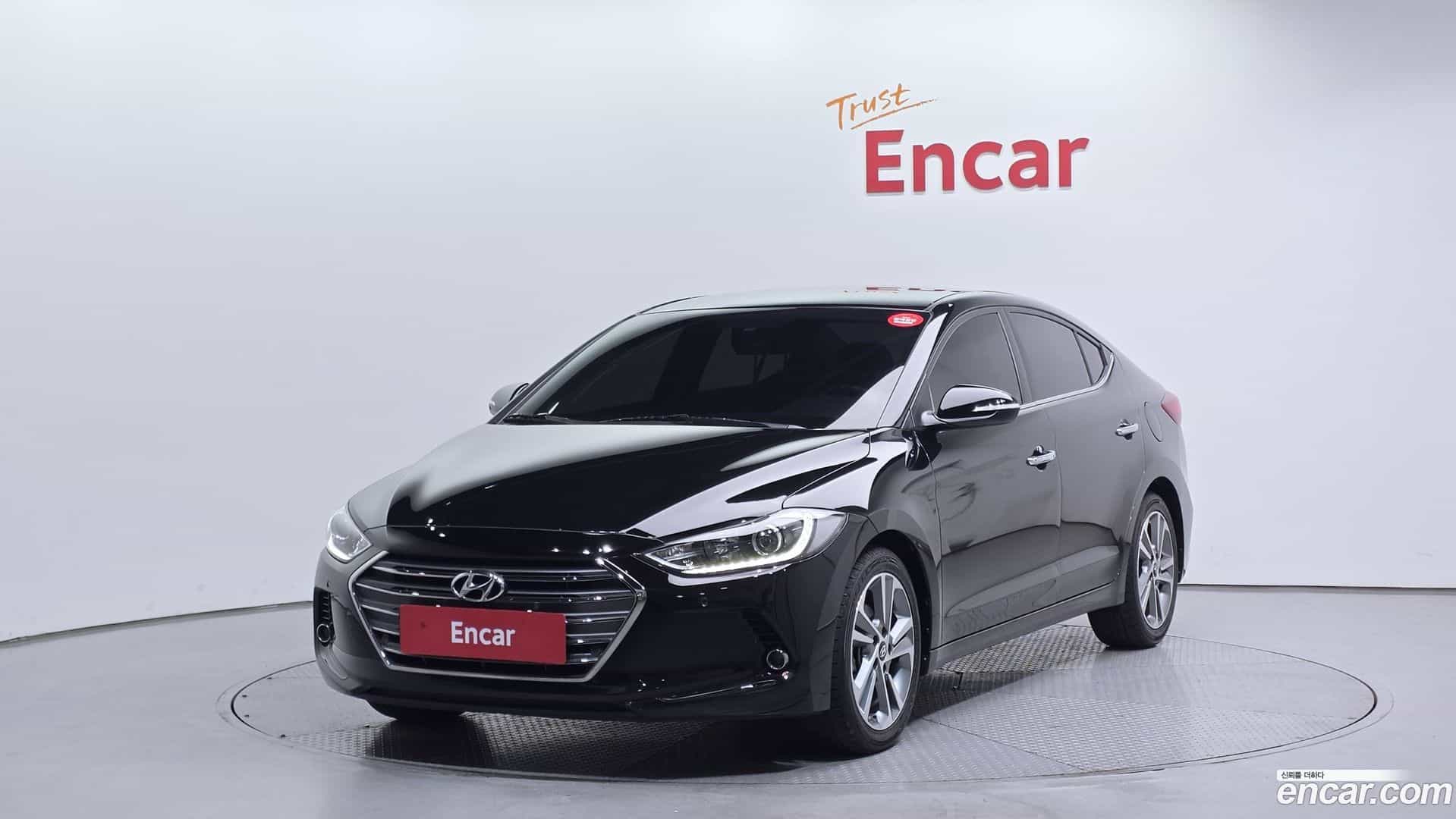AVANTE Hyundai 2016.0-OUTER-001
