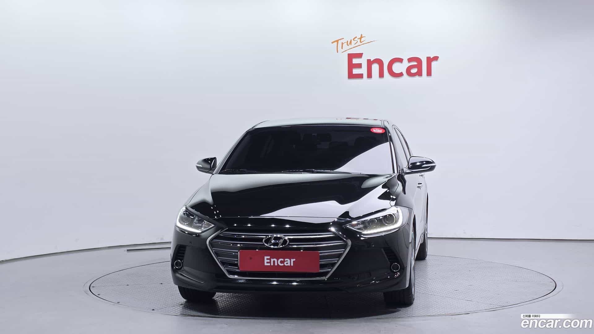 AVANTE Hyundai 2016.0-OUTER-003