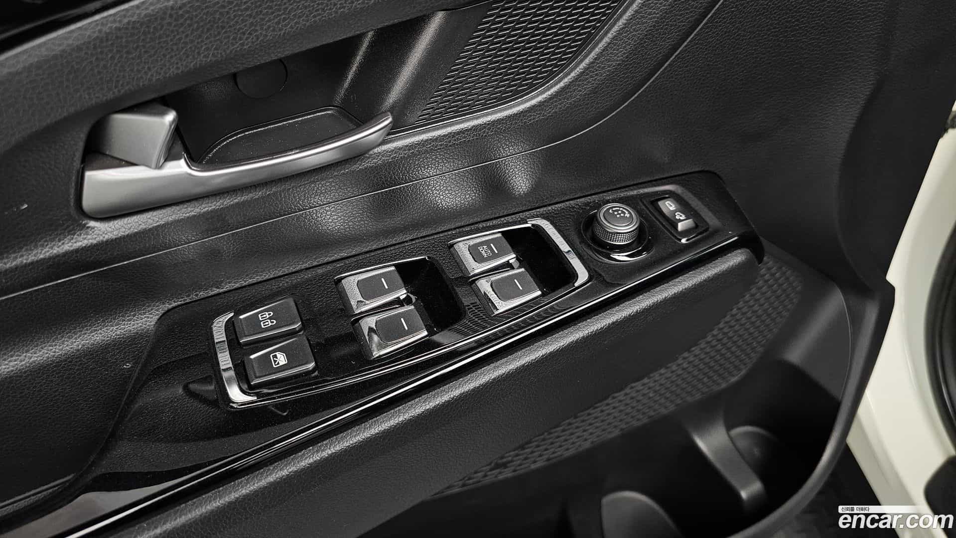 KORANDO KG Mobility 2020.5-OPTION-021