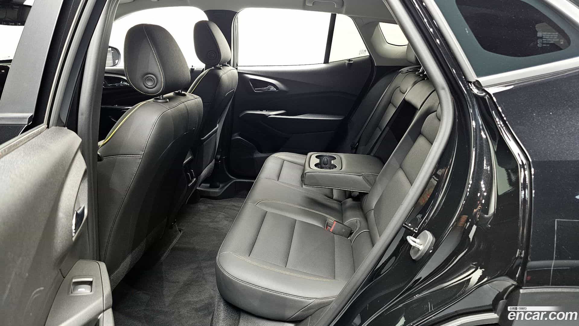 Trax Chevrolet 2023.3-OPTION-015