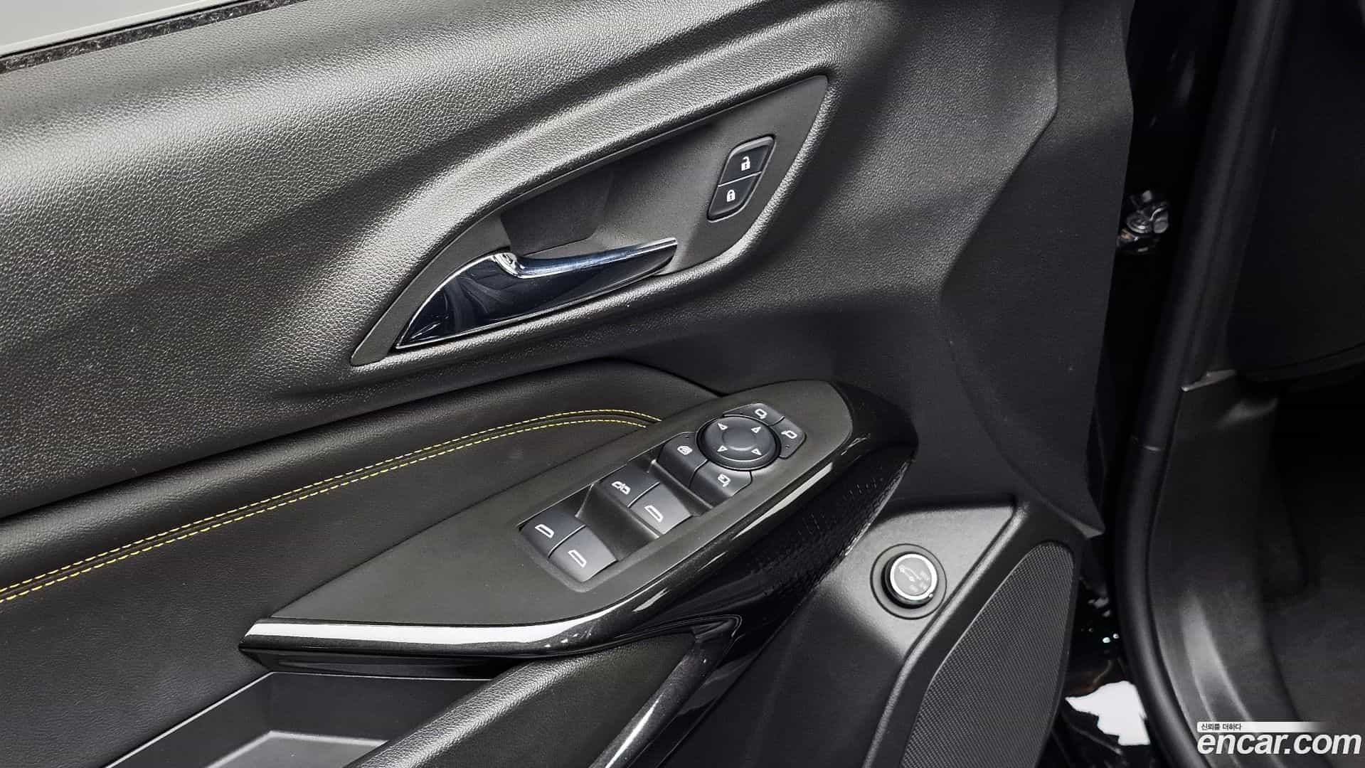 Trax Chevrolet 2023.3-INNER-035