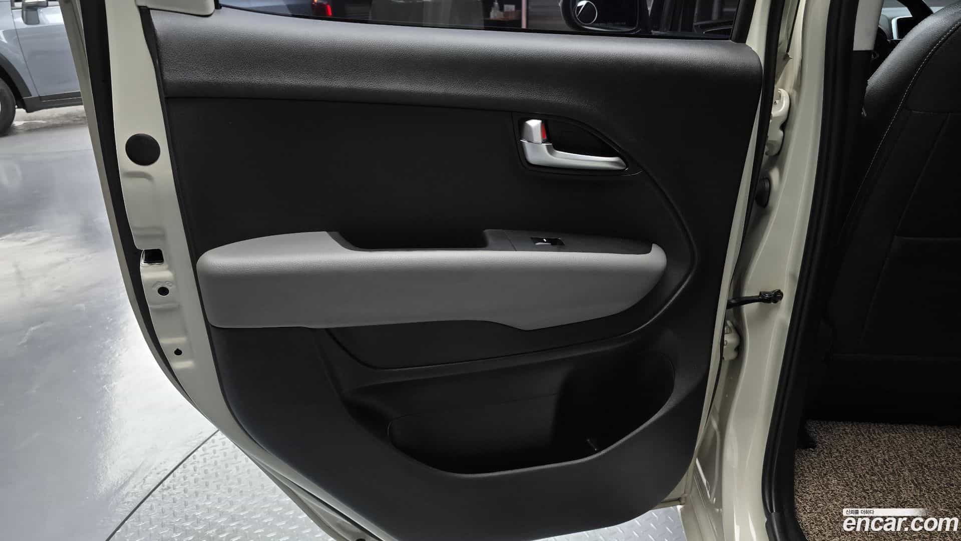 RAY Kia 2020.3-INNER-035