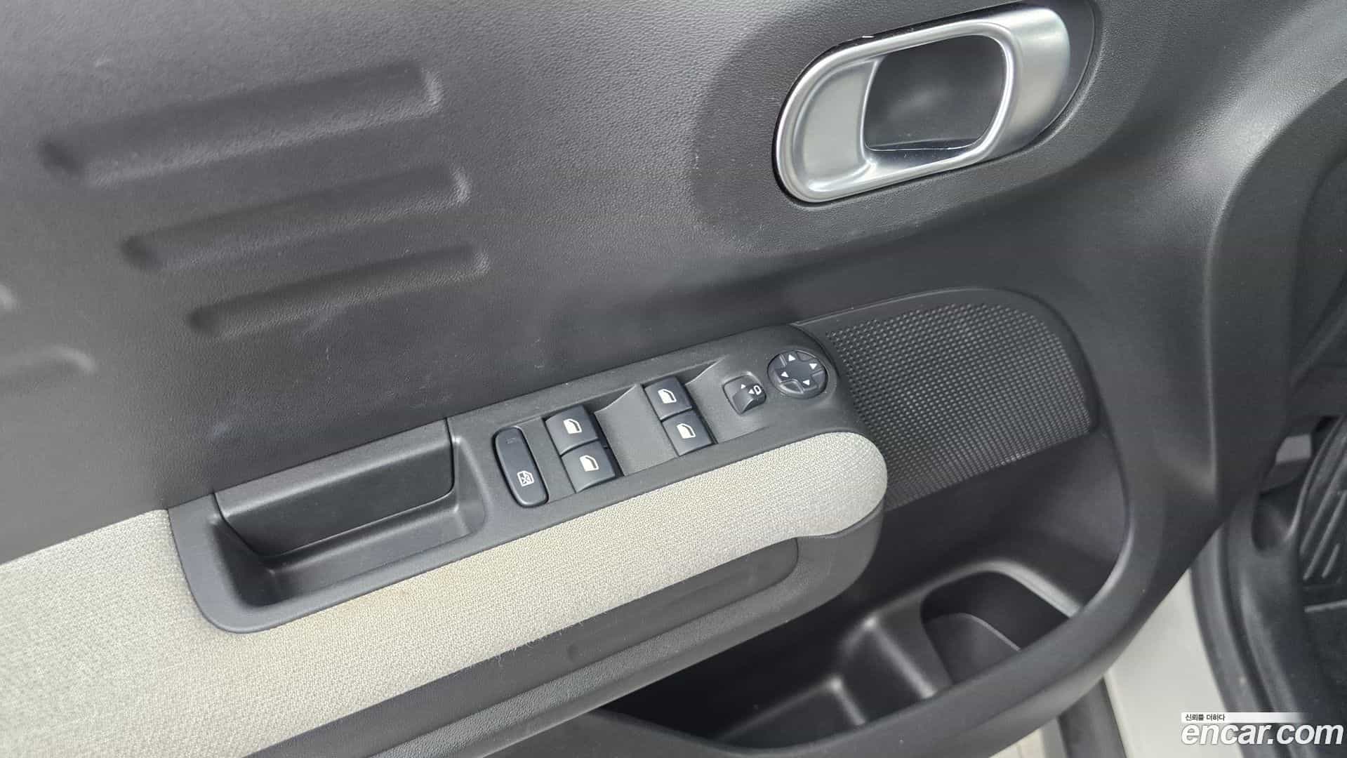 C3 Aircross Citroën / DS 2019.11-OPTION-043