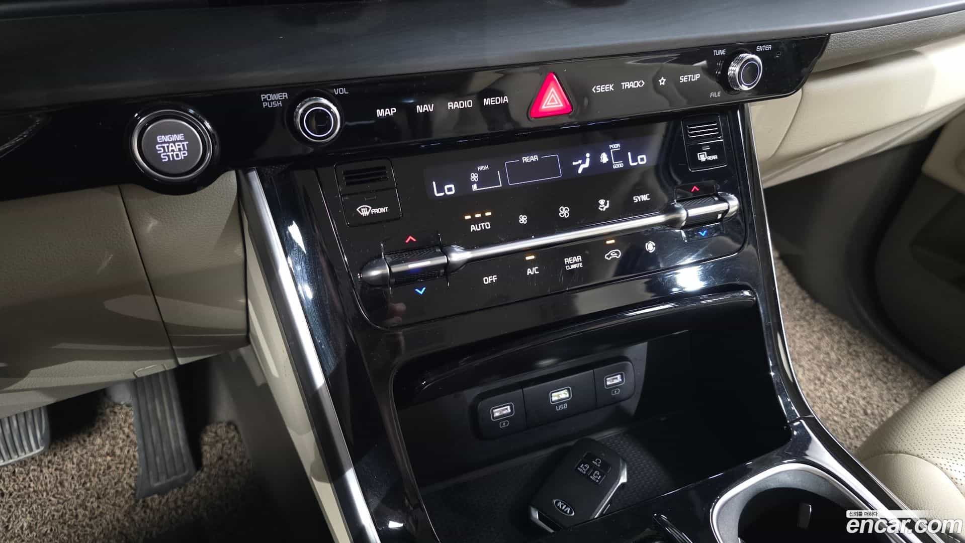 Canival Kia 2021.6-OPTION-021