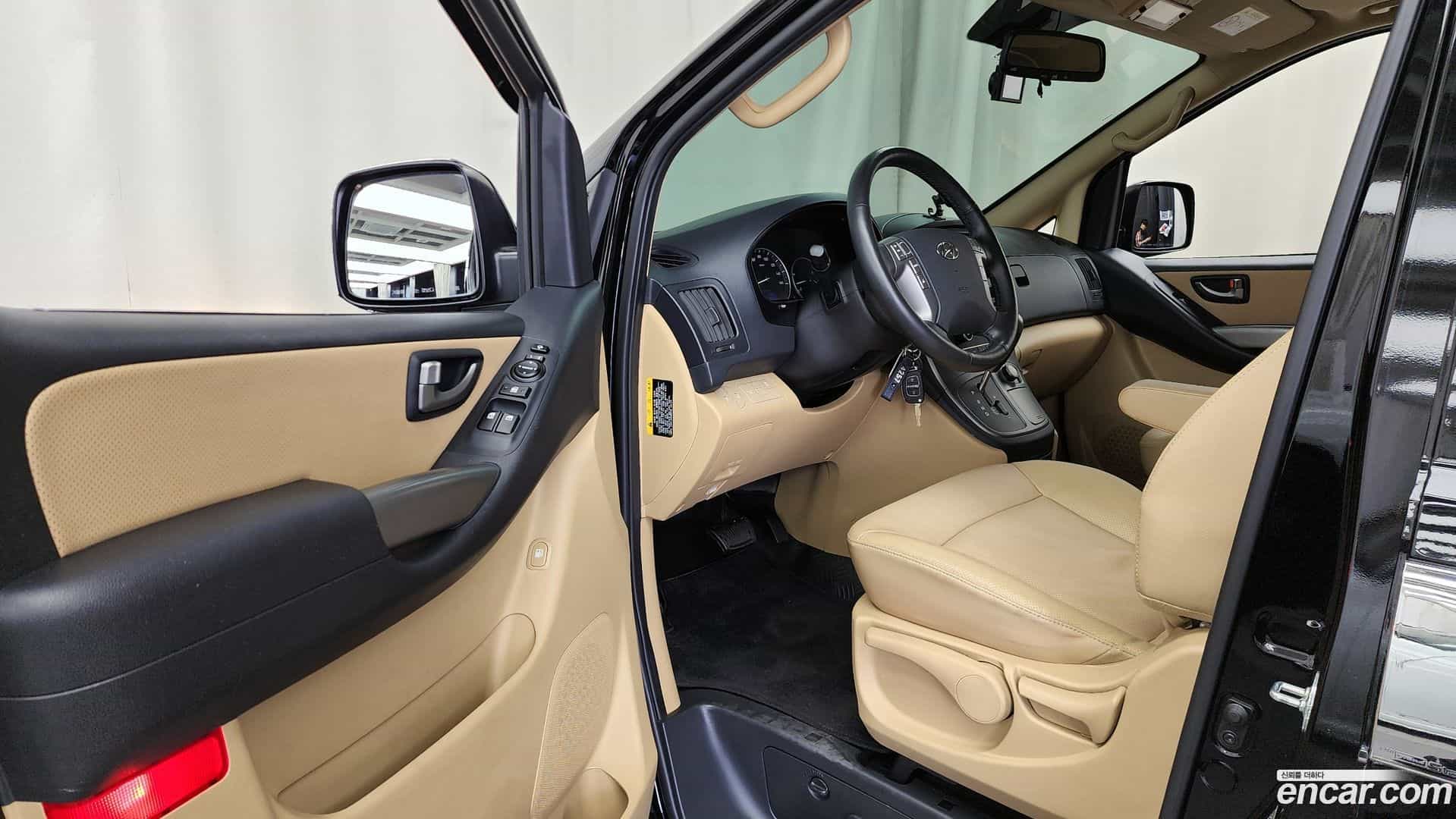Starex Hyundai 2020.11-INNER-010