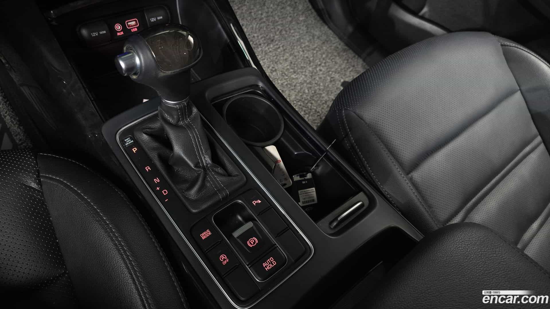 Sorento Kia 2017.6-INNER-009