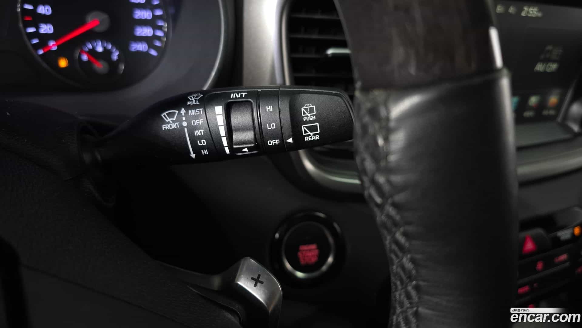 Sorento Kia 2017.6-OPTION-024