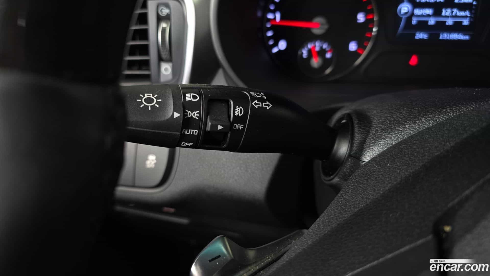 Sorento Kia 2017.6-OPTION-040
