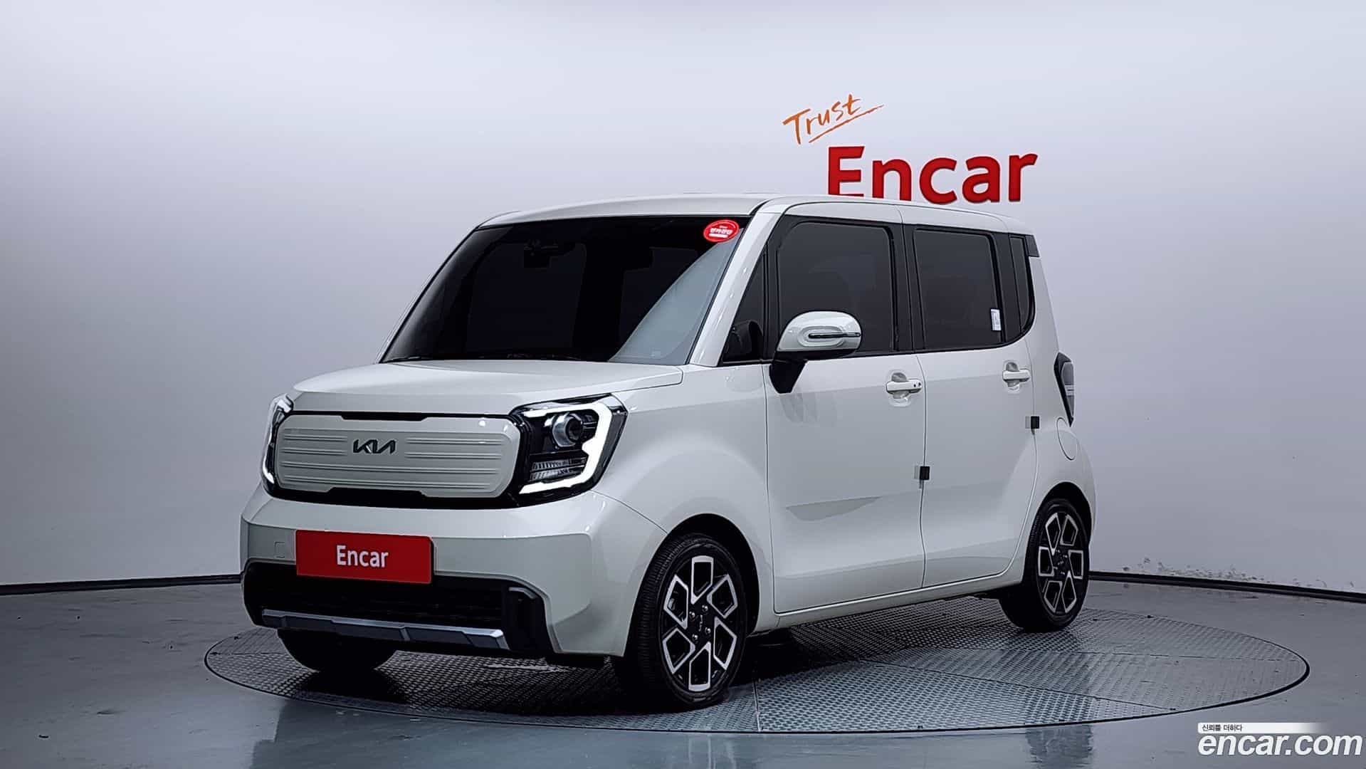 RAY Kia 2025.0-OUTER-001