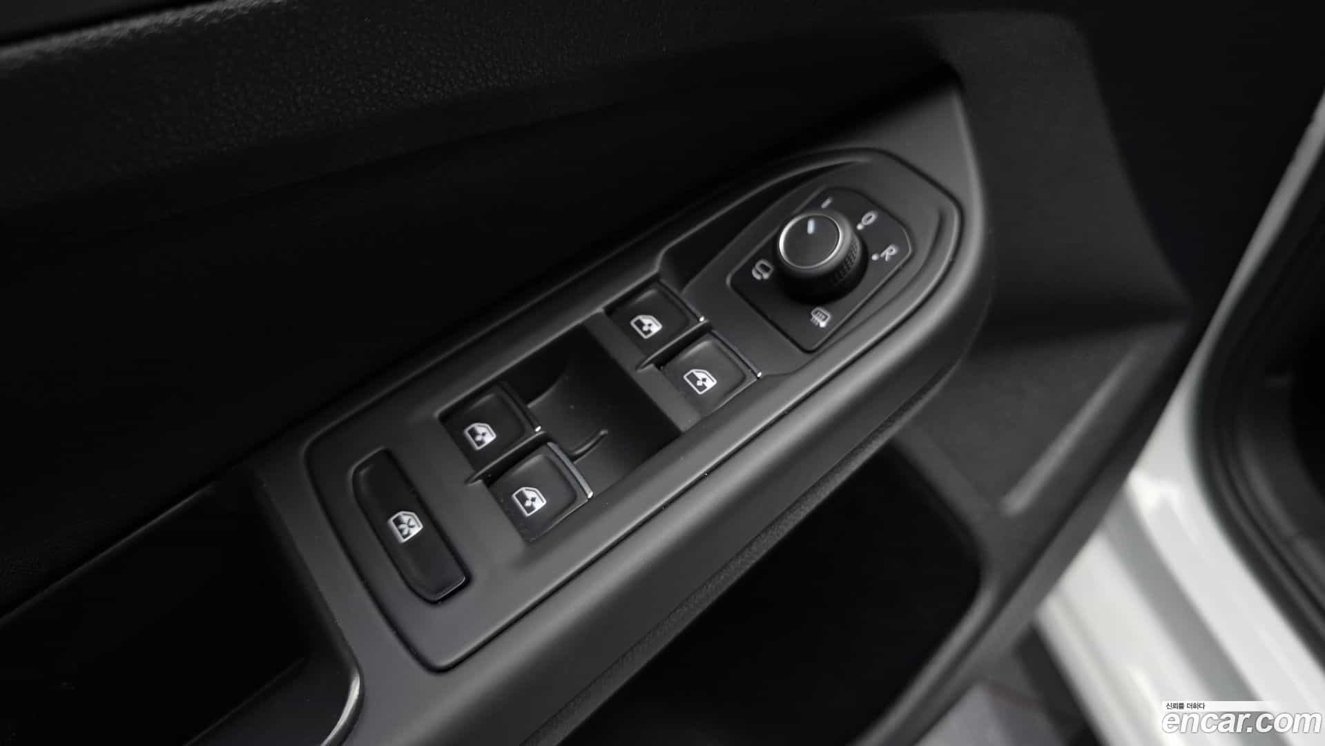 Golf Volkswagen 2022.3-OPTION-041
